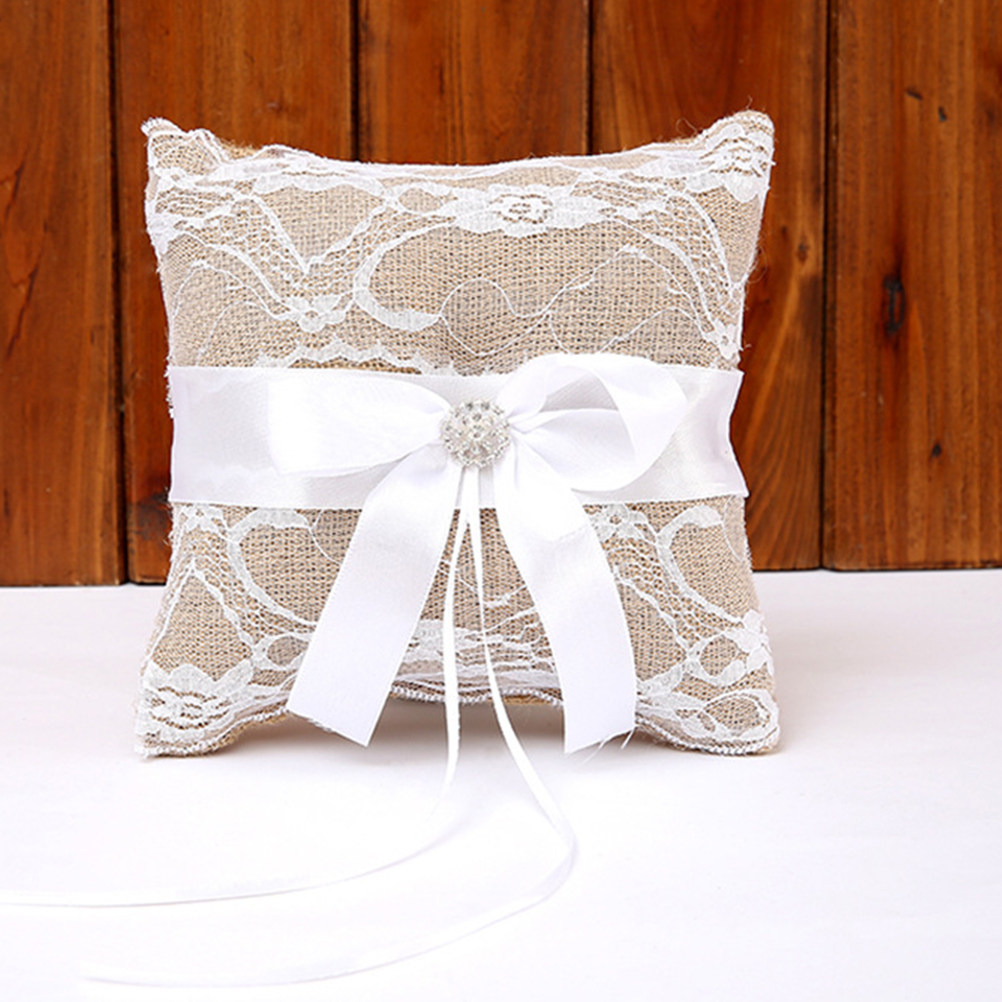 1Set Wedding Ring Pillow Lace  - Wedding Ceremony Supply 评论和价格