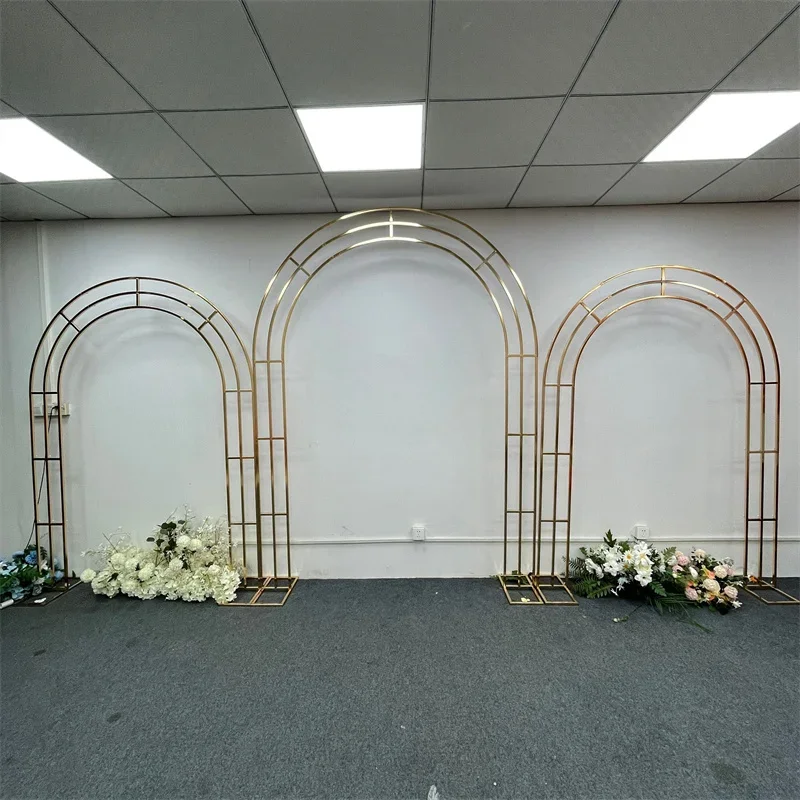 Metallic Gold Wedding Arch Sta - The Wedding Supply Store 评论和价格